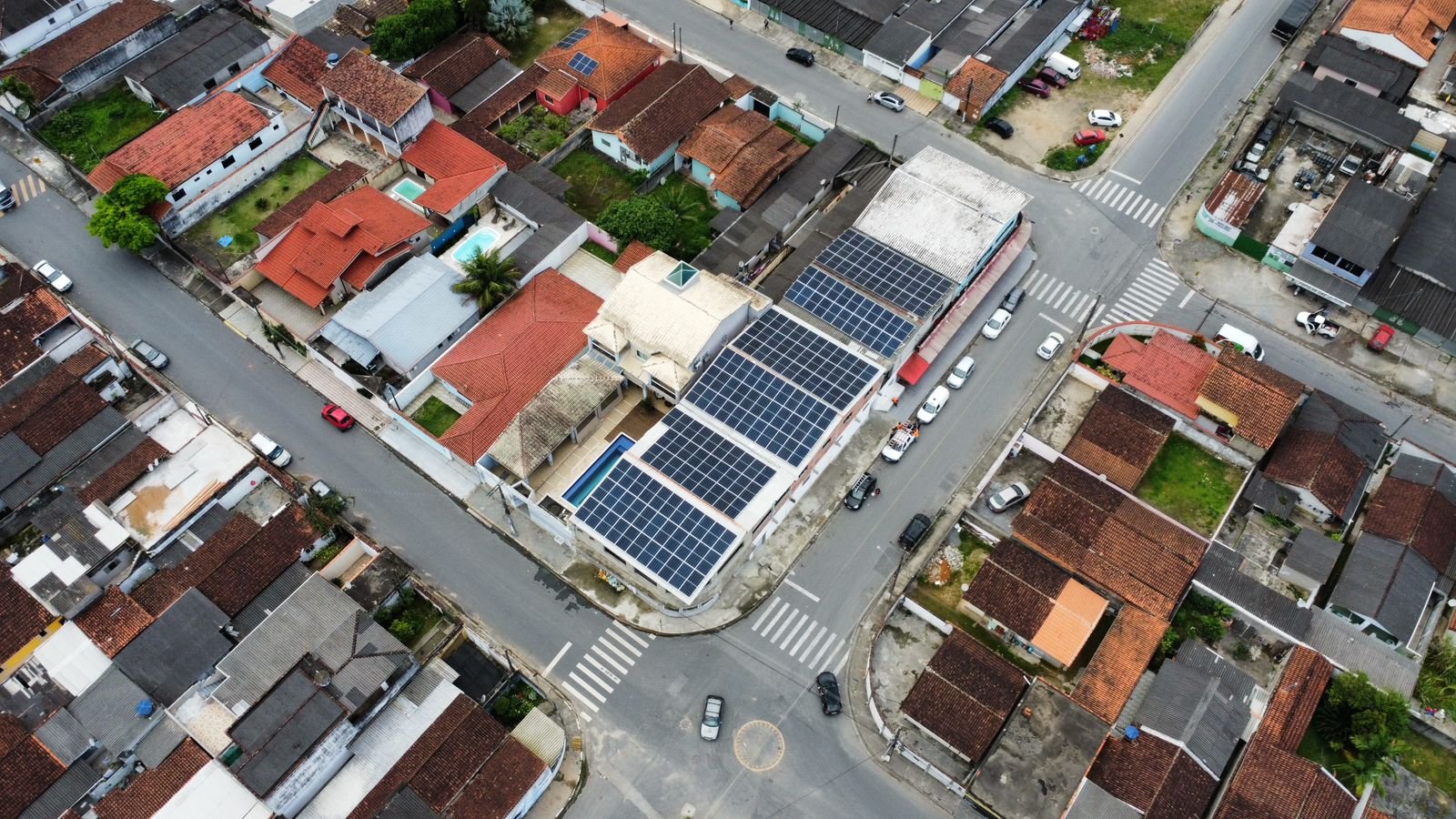 Usina solar fotovoltaica vista aérea – Ilios Energia Solar